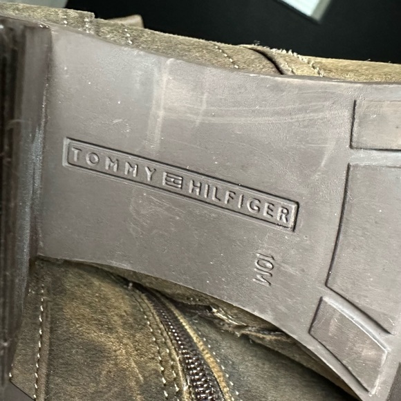 Tommy Hilfiger Boots - Picture 7 of 8